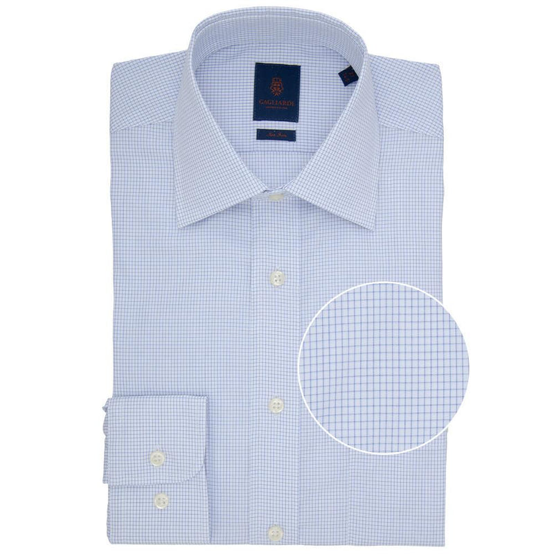 Chemise fond blanc à carreaux bleus foncés